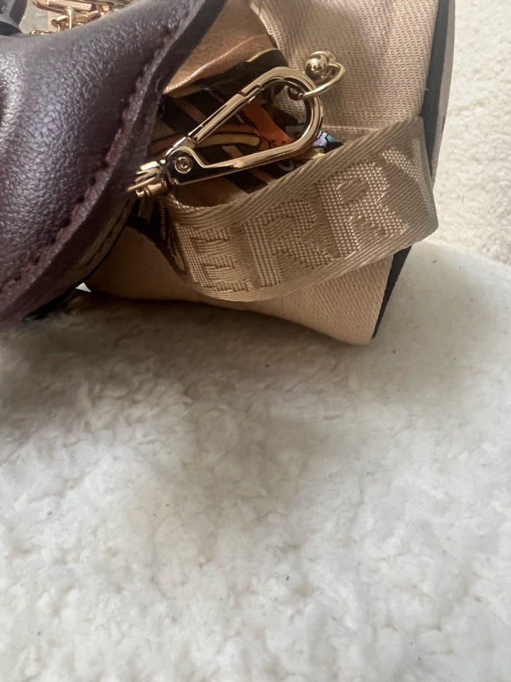 Rare Burberry Upcycled Canvas Beauty Bag to Crossbody Purse - Picture 4 of 10